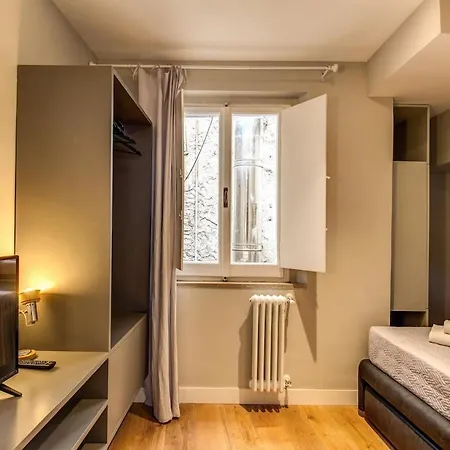 Apartment Campo Di Fiori 2 Bedroom Int 4 Rome