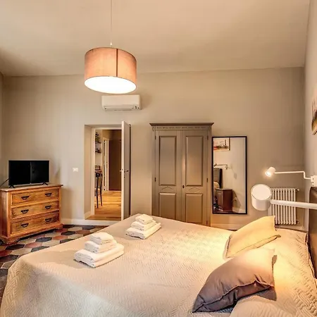 Campo Di Fiori 2 Bedroom Int 4 * Rome