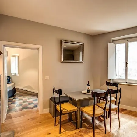 Campo Di Fiori 2 Bedroom Int 4 Apartment Rome