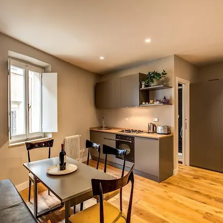 Appartement Campo Di Fiori 2 Bedroom Int 4 *